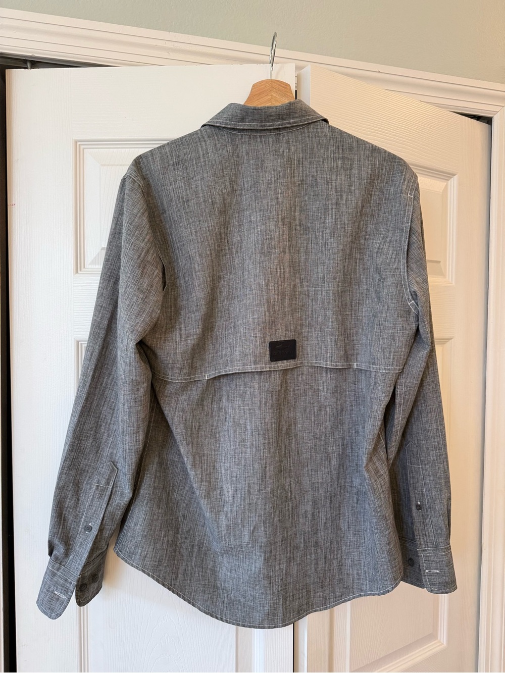 Southern tide ocearch fishing button down shirt - Picture 5 of 6